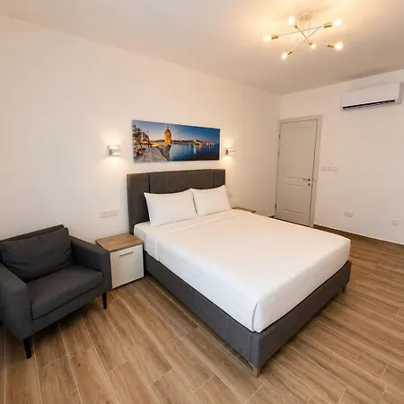 Il Kenn Ta Zeppi - 4 *